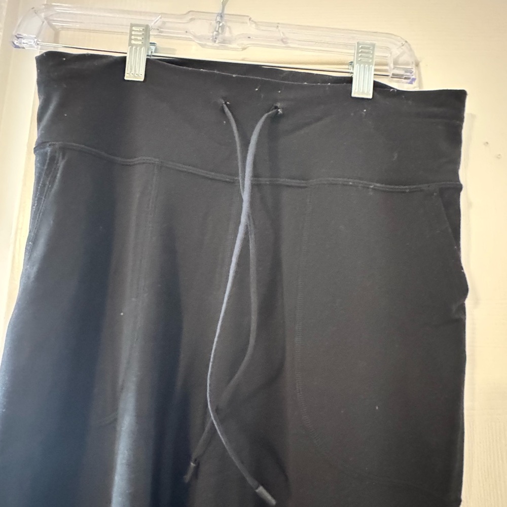 Lululemon Black Throwback Still Pant
